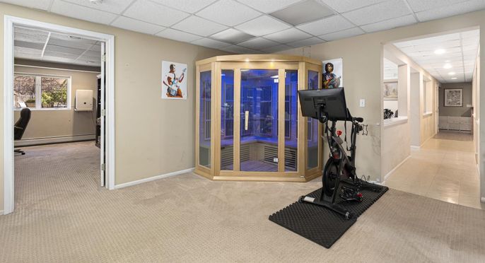 Fitness Equipment, Interior, Recessed Lighting