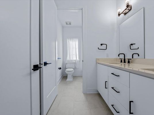 Bathroom, Dual Sink Vanities, Interior
