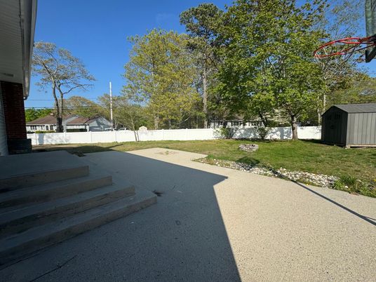 Backyard, Exterior