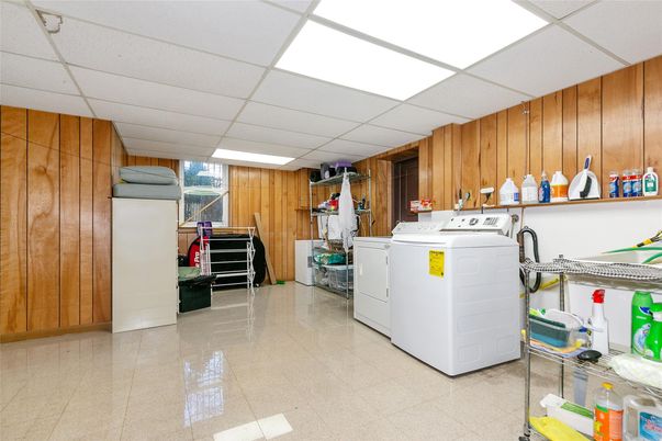 Interior, Washer, Wooden Walls