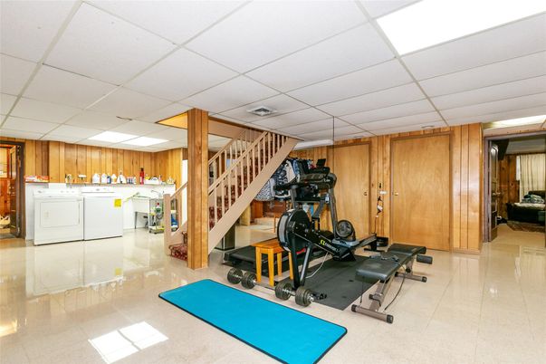 Fitness Equipment, Interior, Recessed Lighting, Wooden Walls