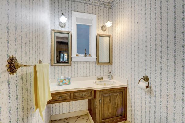 Bathroom, Interior, Pendant Lights