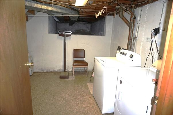 Interior, Washer