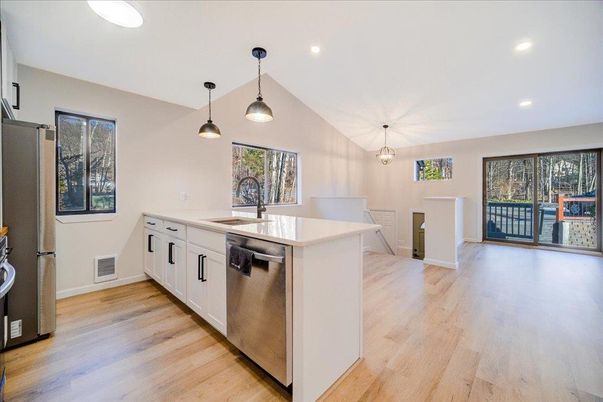 Dining room, Interior, Kitchen, Pendant Lights, Recessed Lighting, Wood Texture Flooring