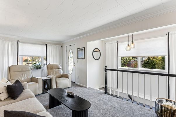 Interior, Living room, Pendant Lights