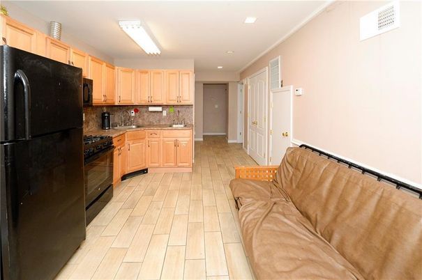 Interior, Kitchen, Living room, Recessed Lighting, Wood Texture Flooring