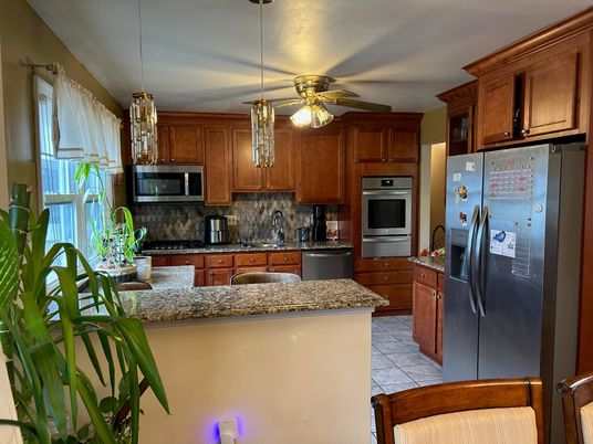 Interior, Kitchen, Pendant Lights, Stainless Steel Appliances