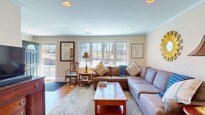 Interior, Living room, Recessed Lighting, Wood Texture Flooring