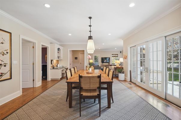 Dining room, Interior, Living room, Pendant Lights, Recessed Lighting, Wood Texture Flooring