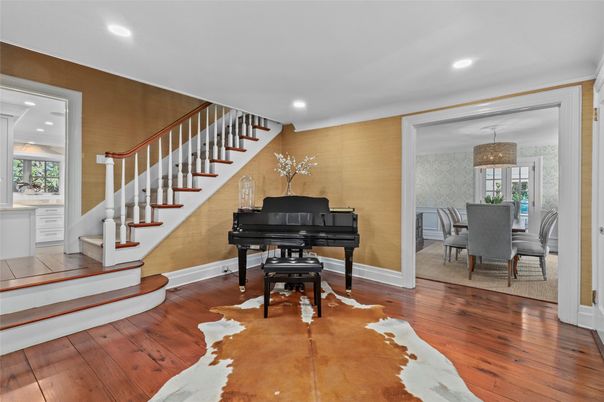 Dining room, Interior, Piano, Recessed Lighting, Wood Texture Flooring