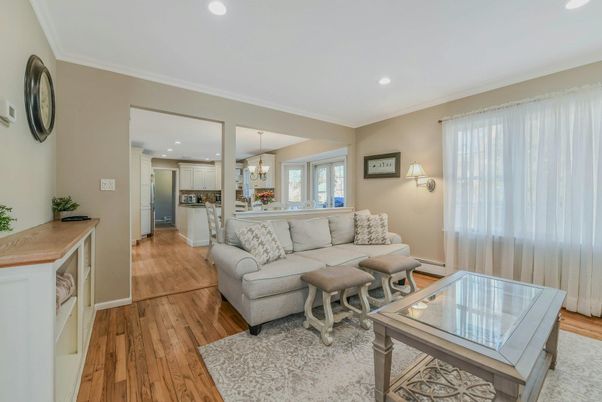 Interior, Kitchen, Living room, Pendant Lights, Recessed Lighting, Stainless Steel Appliances, Wood Texture Flooring