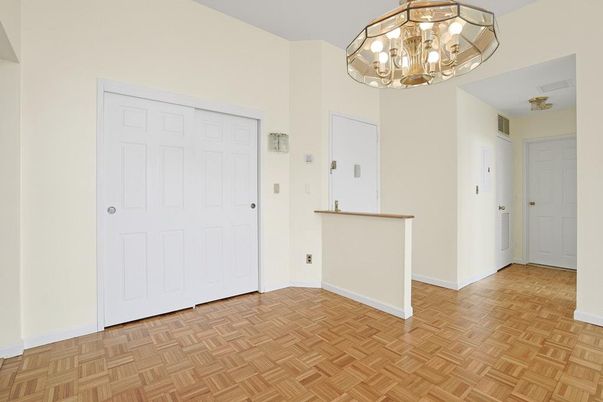 Chandelier, Empty room, Interior, Pendant Lights, Wood Texture Flooring