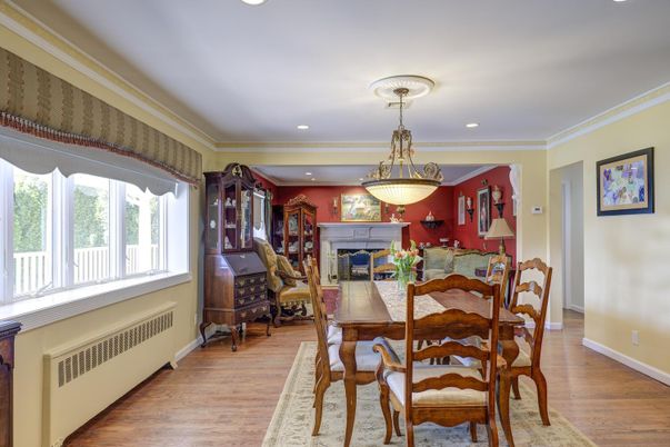 Dining room, Fireplace, Interior, Pendant Lights, Recessed Lighting, Wood Texture Flooring