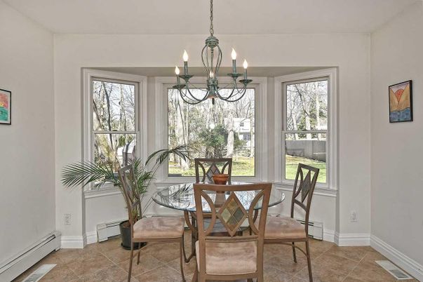 Chandelier, Dining room, Interior