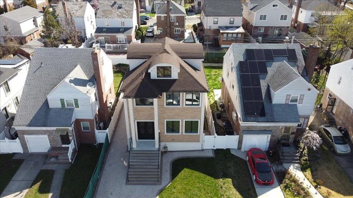 Exterior, Drone