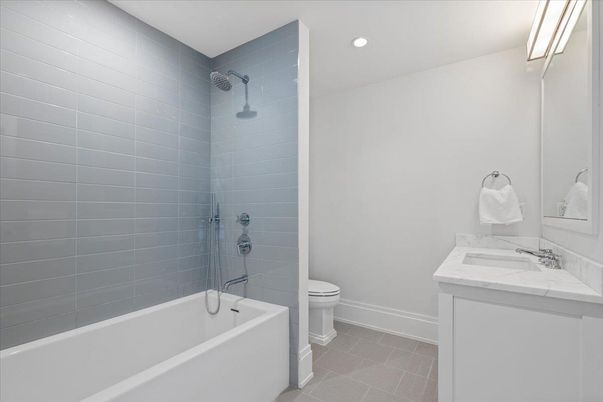 Bathroom, Interior, Recessed Lighting