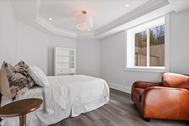 Bedroom, Interior, Pendant Lights, Recessed Lighting, Wood Texture Flooring