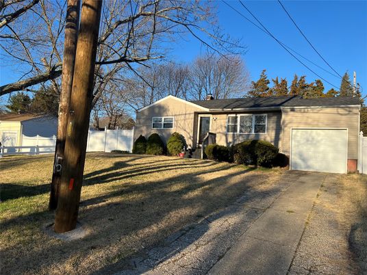 Attached, Backyard, Exterior, Facade, Ranch