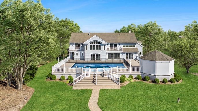 Backyard, Exterior, Pool