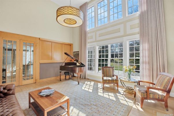 Interior, Living room, Pendant Lights, Piano, Wood Texture Flooring