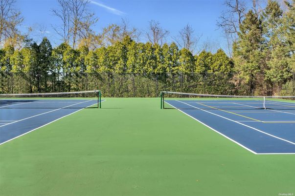 Exterior, Tennis Courts