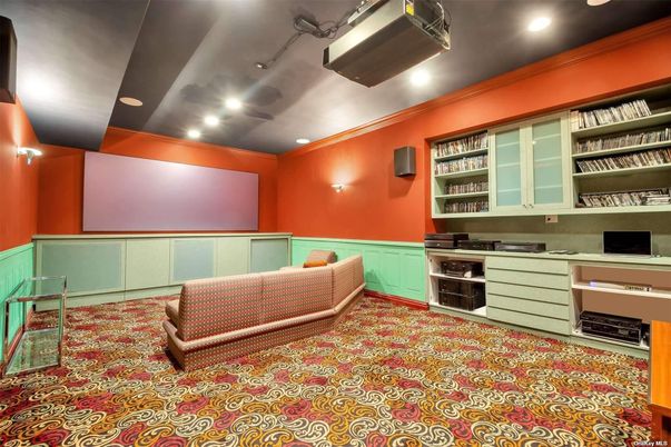 Interior, Projection Screen, Recessed Lighting, Theatre Room