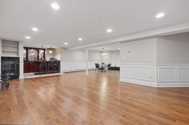 Dining room, Fireplace, Interior, Pendant Lights, Recessed Lighting, Wood Texture Flooring