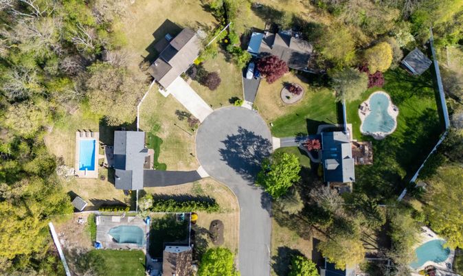 Exterior, Drone