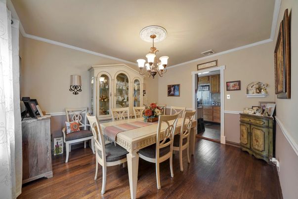 Chandelier, Dining room, Interior, Wood Texture Flooring