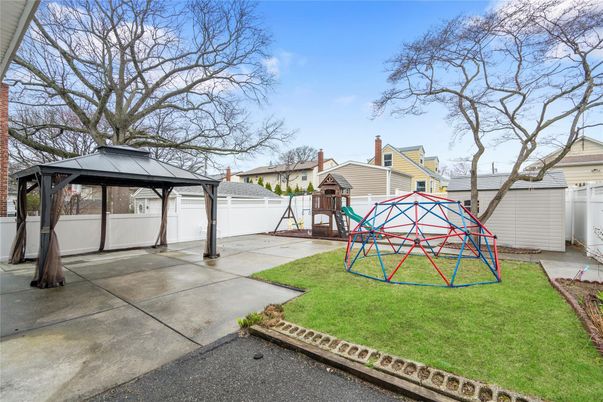 Backyard, Exterior, Playground