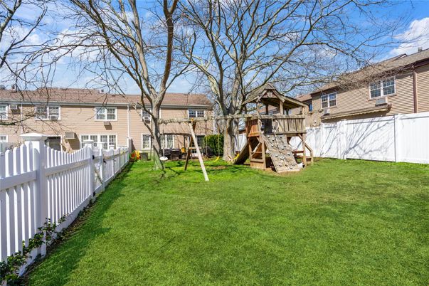Backyard, Exterior, Playground