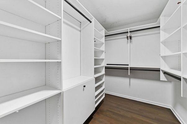 Interior, Walk-in Closets, Wood Texture Flooring