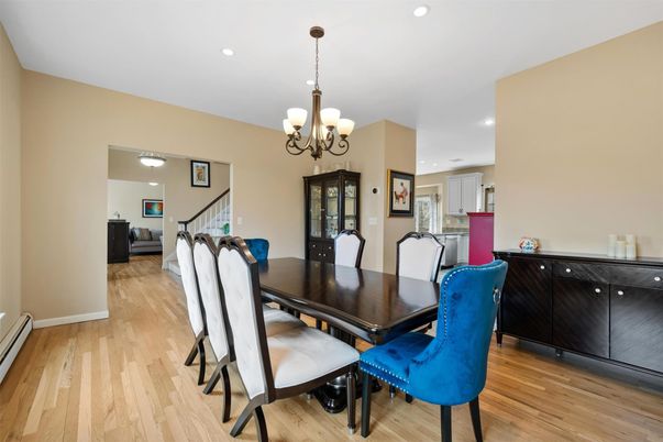 Chandelier, Dining room, Interior, Recessed Lighting, Wood Texture Flooring