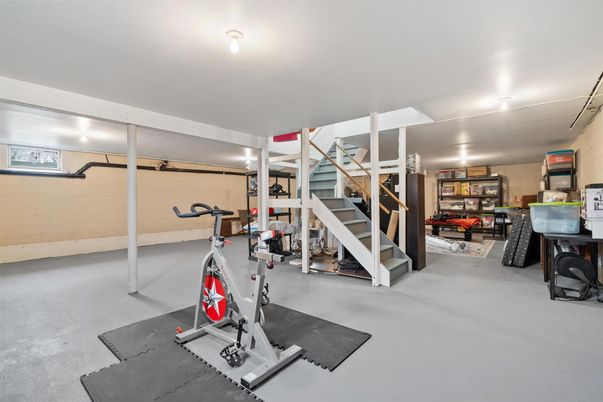 Fitness Equipment, Garage, Interior