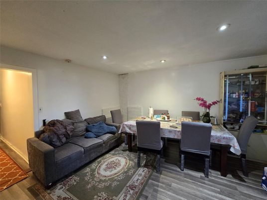 Dining room, Interior, Recessed Lighting, Wood Texture Flooring