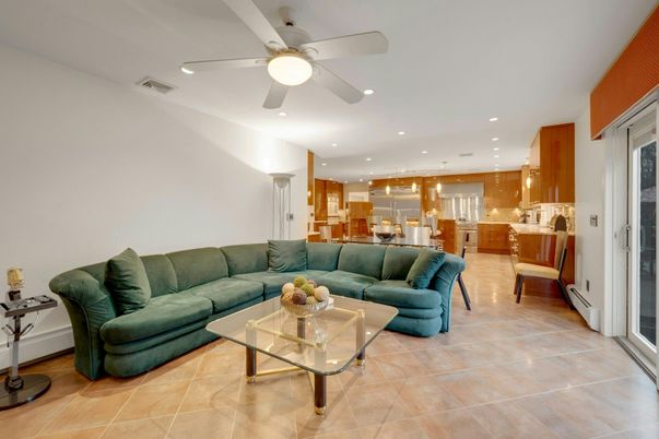 Interior, Kitchen, Living room, Pendant Lights, Recessed Lighting