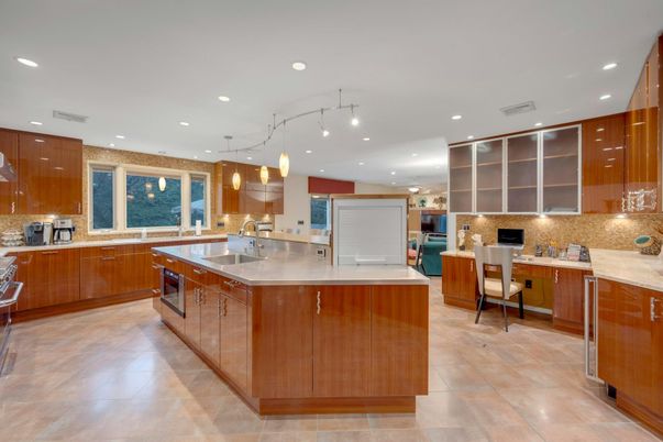 Interior, Kitchen, Pendant Lights, Recessed Lighting, Stainless Steel Appliances