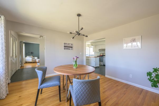 Dining room, Interior, Kitchen, Pendant Lights, Wood Texture Flooring