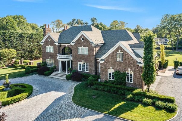 Exterior, Facade, Brick Facade, French Provincial