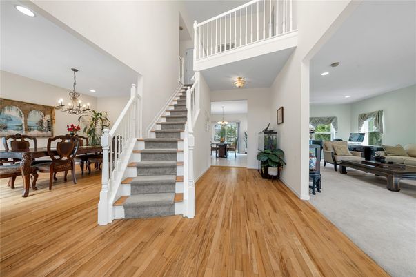 Chandelier, Dining room, Interior, Recessed Lighting, Wood Texture Flooring