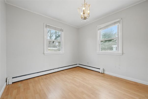 Chandelier, Empty room, Interior, Wood Texture Flooring