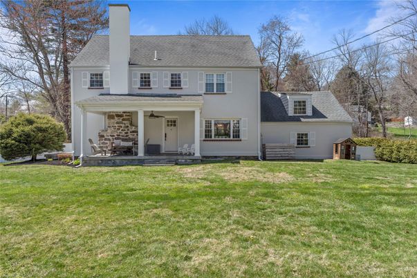Backyard, Exterior, Facade, Farmhouse