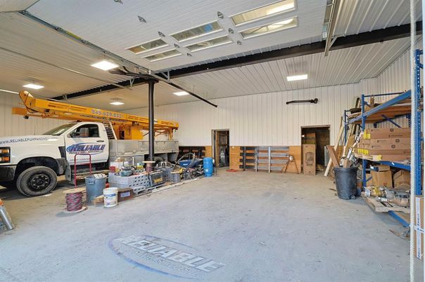 Garage, Interior, Recessed Lighting