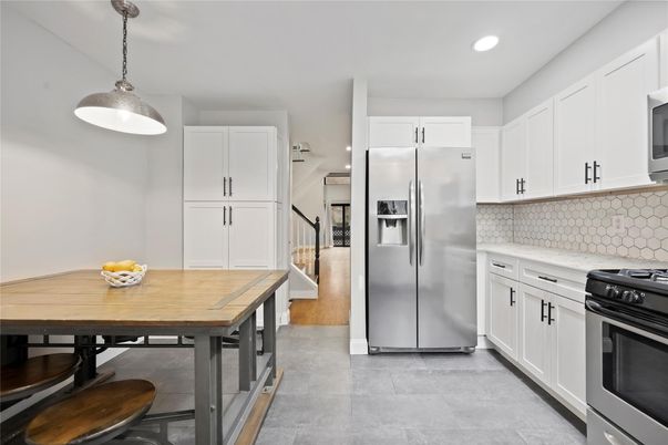 Interior, Kitchen, Pendant Lights, Recessed Lighting, Stainless Steel Appliances