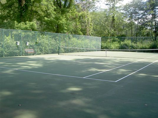 Exterior, Tennis Courts