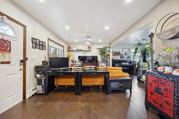 Home Office, Interior, Recessed Lighting, Wood Texture Flooring