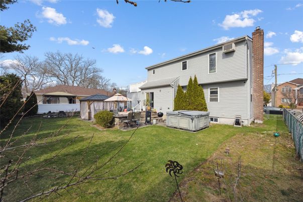 Backyard, Exterior, Hot Tub