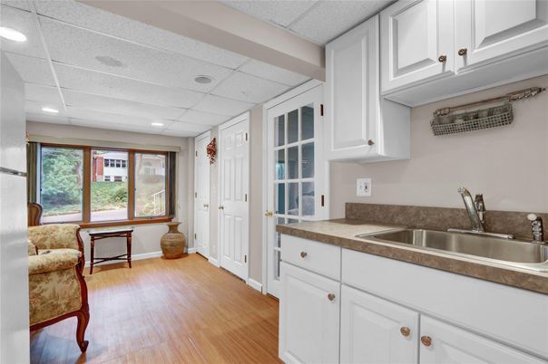 Interior, Kitchen, Recessed Lighting, Wood Texture Flooring