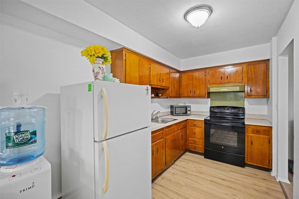 Interior, Kitchen, Wood Texture Flooring