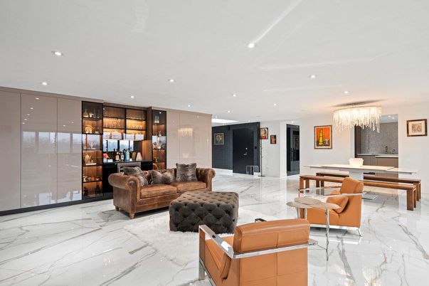 Chandelier, Dining room, Interior, Living room, Marble, Recessed Lighting
